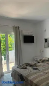 Garden Villa - Image 3