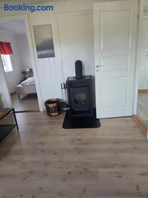 Cabin in Leirvåg - Image 2