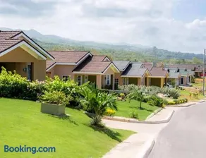 J Ochi ApartHotel - Image 3