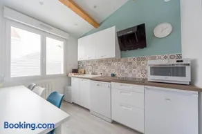 Résidence privée, parking sécurisé - 9 personnes, 6 lits, 2 logements - Cocoplume Suites - Image 2