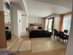 Beautiful Sun Village with sea view - Image 3