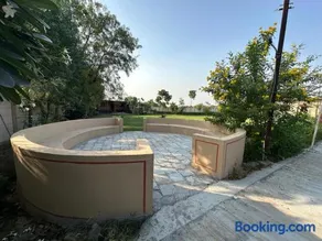 Neelkanth Villa - Image 1