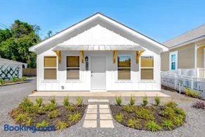 Duplex On Howard - Clare Suite - Image 3