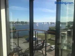 Apartment24 Yacht Club View - Image 1