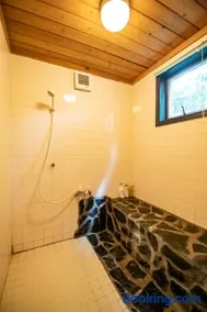 FLEX BEACH HOUSE - Image 2