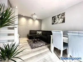 Czartoryskiego Apart - Self Check-In 20h - Parking &Lift & 50m Terrace - Image 1