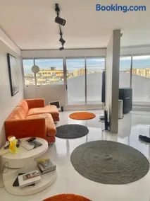 14eme et dernier étage "Arty" - Vue panoramique avec 2 chambres sur Balcons - Image 1