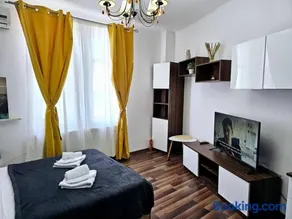 Central Apartment near Old Town & Universitate Metro - Image 3