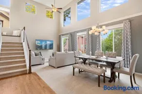 Large Home, Fenced In Back Yard, Cathedral Ceiling - Image 2