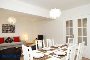 FLH Estoril Family Central Apartment - Image 2