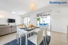 Konnos Breeze Villa - Image 4