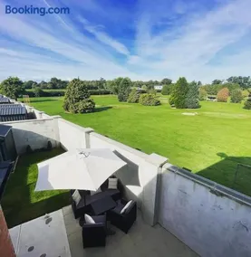Manor Brook House - Image 2