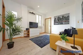 Parioli Apartment self check in - Image 4