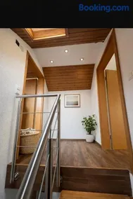 2-stöckiges Apartment im Zentrum Tuttlingens - Image 3