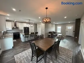 Peaceful New Ranch Retreat in Exline, Iowa - Image 1