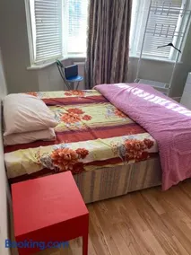 Private Lovely double bedroom - Image 5