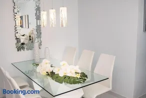 Infinity View Paradise Apartment - Image 1