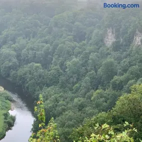 Symonds Yat West Holiday Cottage 8 WRC with views of Yat Rock - Image 2