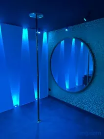 Love Room Bonneville - Image 3