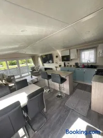 JLUX Lodges - Image 3