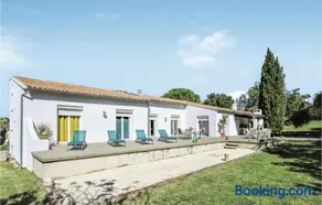 Awesome Home In Malataverne - Image 2
