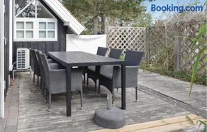 6 person holiday home in Ebeltoft - Image 2