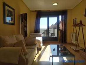 Apartamento el Parque AIRE CONDICIONADO PISCINA terraza con vistas montaña entorno tranquilo ideal mascotas - Image 2