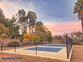 Casa Via Zara - Sweeping Mountain Views with Pool - Image 5