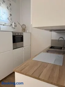 Bianca's home - Image 2