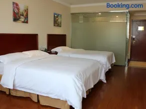 GreenTree Inn Jiangsu Nantong Haimen Bus Statian Shell Hotel - Image 4