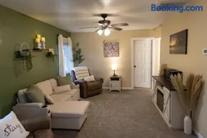Mimosa Bungalow - Image 3