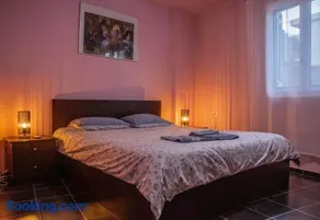 Eleni's Home - Image 2