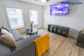 FIFA Stay 1BR Near NRG DT & Med Center -1 - Image 3