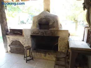 Cottage in Dordogne - Image 1