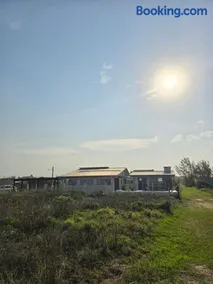 Casa Mar aos Pés - 50 metros da Praia - Image 4