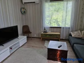 Kolmio Kaurialassa - Image 1