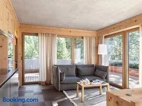 Alpine Lodge Chesa al Parc - Image 3