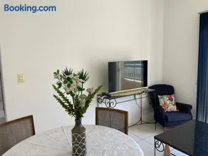 Apartamento espaçoso de 3 quartos - Image 2