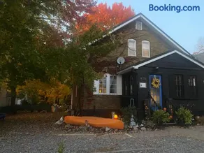 Blue Spruce Bed and Breakfast Muskoka - Image 5