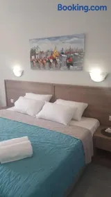 Manoli Apartments - Image 2