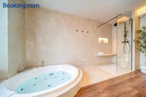 Suite Moon & Spa - Image 2