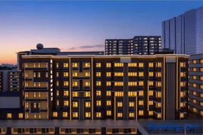 假日巷扉设计师酒店-四川大学华西医院店 - Image 1