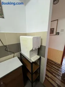 Homestay Camelia Kuala Terengganu - Near Drawbridge, Pasar Payang, KTCC Mall, Hospital HSNZ and Batu Buruk Beach Area - Image 2
