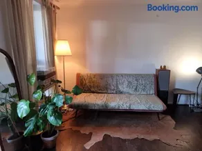 Cozy room in a house in SE London - shared facilities - Image 2