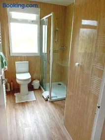 Glen Dhoo Country Cottages - Meadowview Bungalow - Image 4