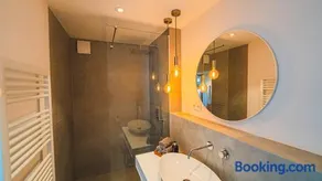 Premium Gardenguesthouse Mlinar with Pool & Sauna - Image 2