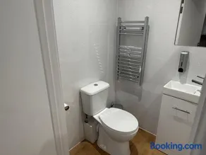Cedarwood B&B - Image 2