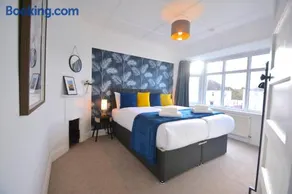 Cosy Cambridge House Near Centre with Free Parking - Image 2