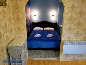 Little Paris Apartment - Image 5
