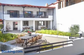 Araliki Suites - Image 3